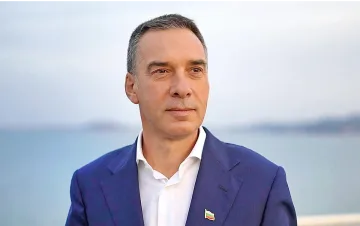 Димитър Николов: Кръстоносен поход срещу тормоза на деца в нета
