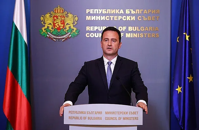 Министър обяви чакана новина за цената на тока за българина