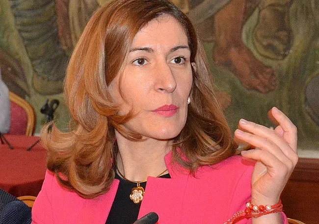 Отпада ли Ангелкова от парламента?