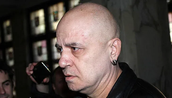 Сценарий: Слави връща мандата, иска нов вот