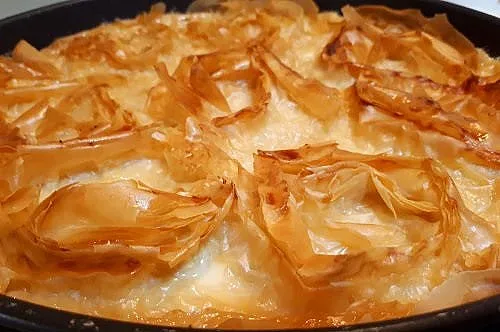 Чудна баница само с 3 съставки за закуска