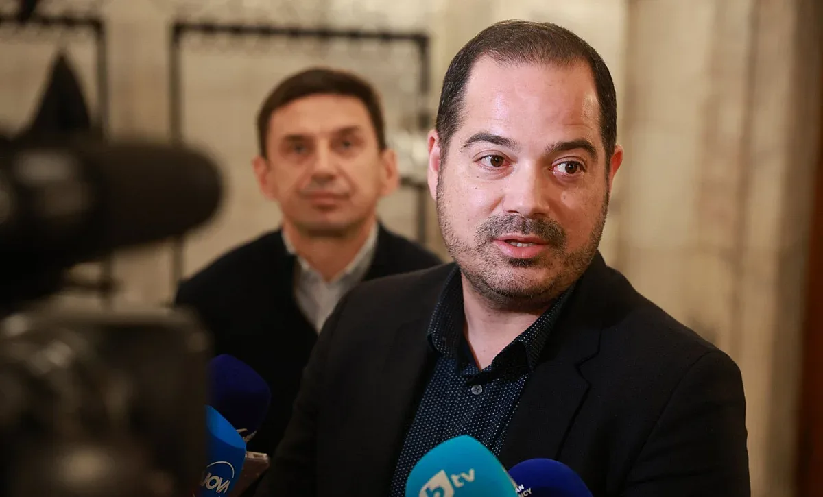 Калин Стоянов каза какво очаква след срещата Пеевски - Чакъров