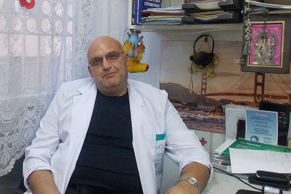 Брънзалов заговори за нов пик и пълен локдаун
