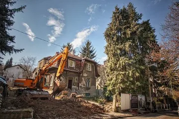 Събарят къщата на Димитър Димов в Лозенец