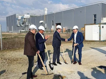 Нов завод за алуминиеви профили дава работа на 150 души