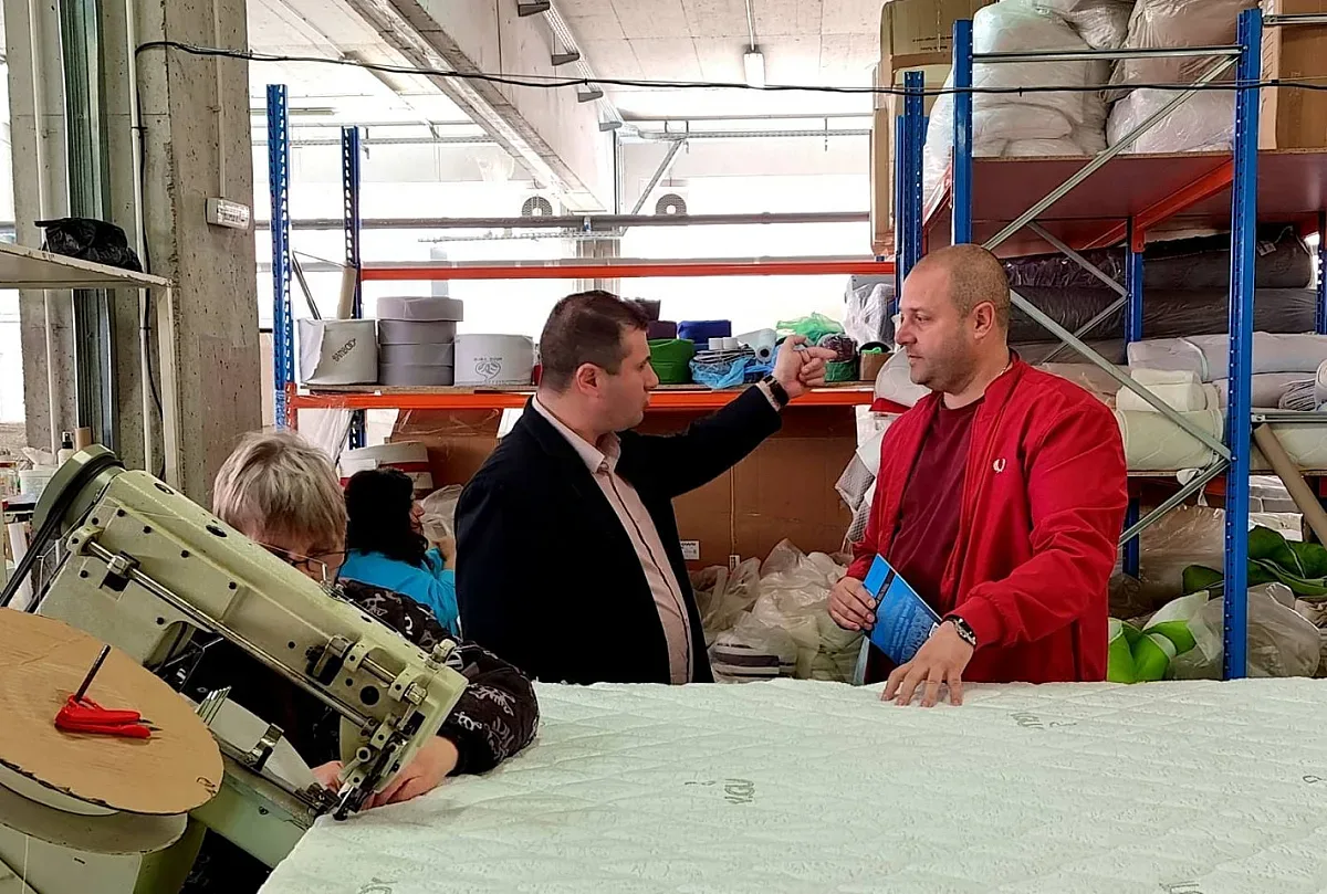 Станислав Младенов с рамо за малките предприятия