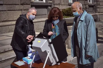 Ето как се гласува машинно /СНИМКИ/