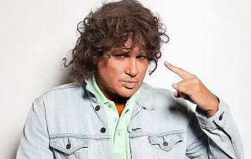 Азис обвини Фънки в расизъм