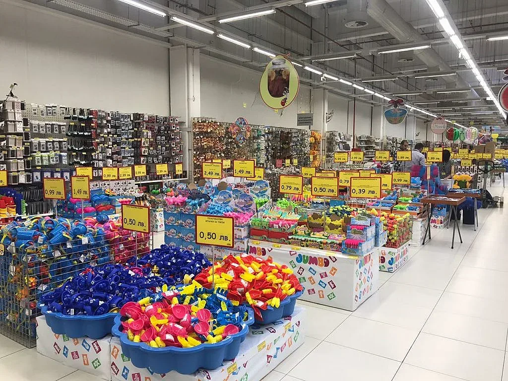 СМТ: Големите магазини да бъдат отворени