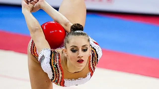 Бронз на топка за Боряна Калейн