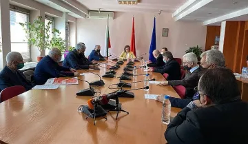 14 партии и организации изненадващо подкрепиха БСП
