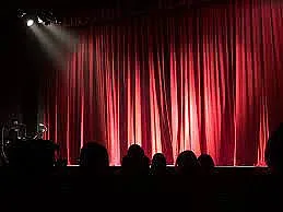 Съюз за любителско изкуство:Локдаунът е незаконен