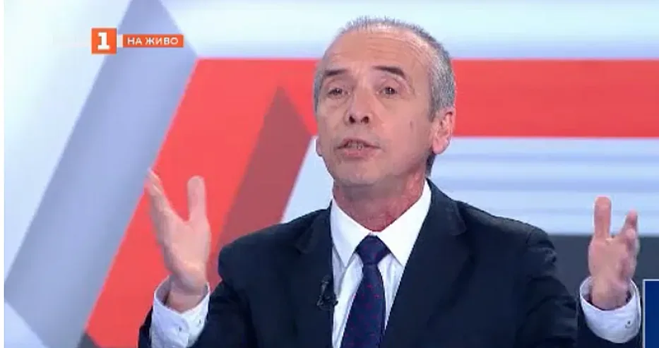 Скандал в БНТ. Мангъров си хвърли маската