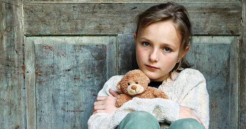 Короната направи децата нещастни и обездвижени