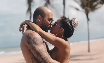 Николета бременна, тъпче се с кюфтета