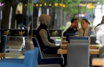 Кръчмарка скочи: В САЩ е комунизъм!