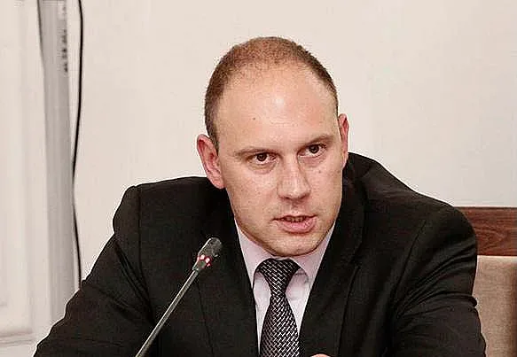 Доц.Николай Цонков с 5 стъпки за Въоръжените сили