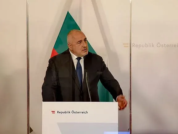 След срещата във Виена- преразпределят ваксините