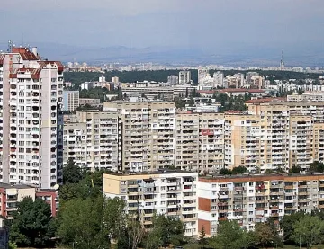 Искат държавата да плати паспортите на сгради