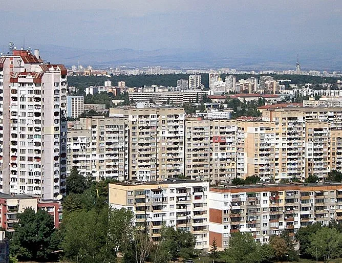Искат държавата да плати паспортите на сгради