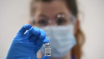 Pfizer/BioNTech доставя 4 млн. дози допълнително на ЕС