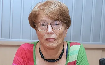 Червенкова за Бакалова: Срамна работа
