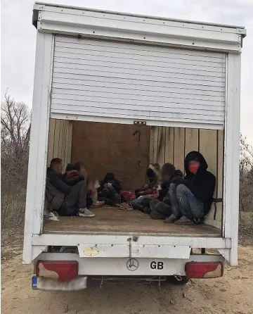 Хасковлия влезе в ареста за трафик на мигранти