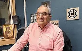 Костов се появи, заговори за кодове и знаци