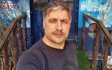Какво спечели Карамазов в Румъния