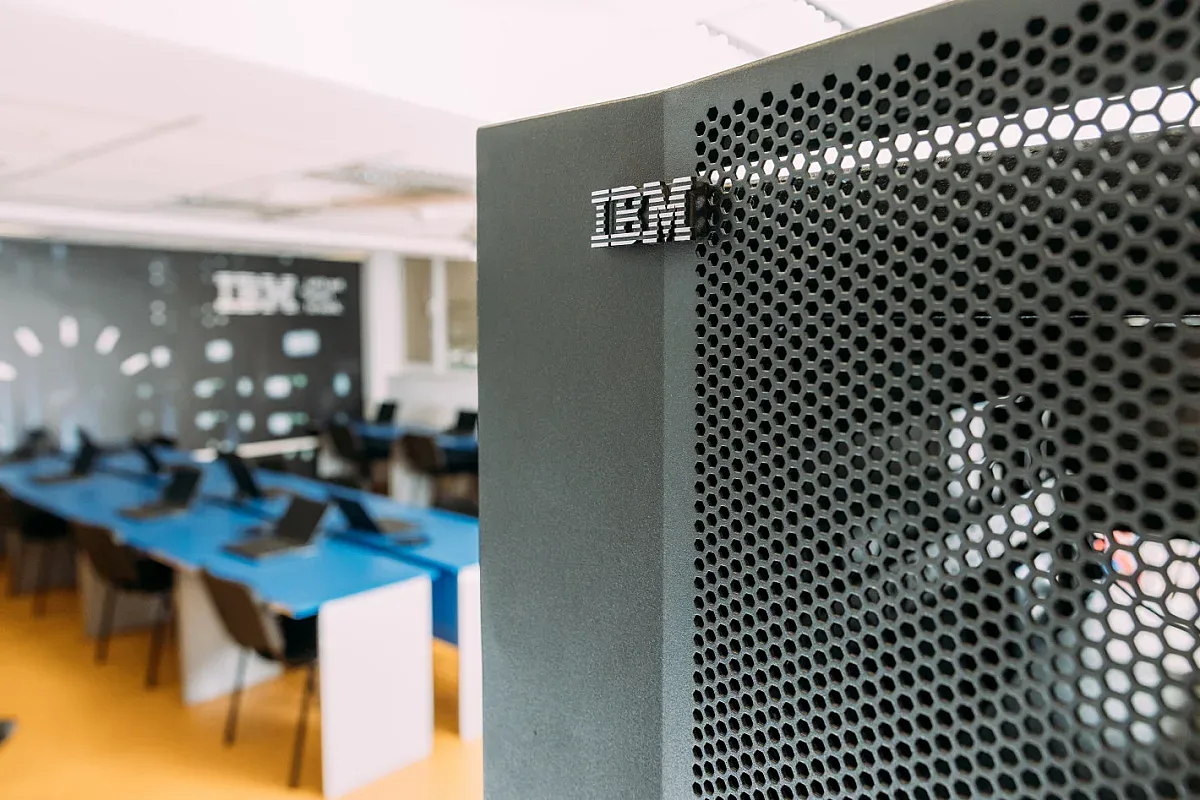 IBM атакува пазара на облачните услуги