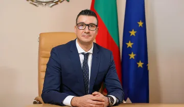 Икономическият министър с три извънредни новини за еврото