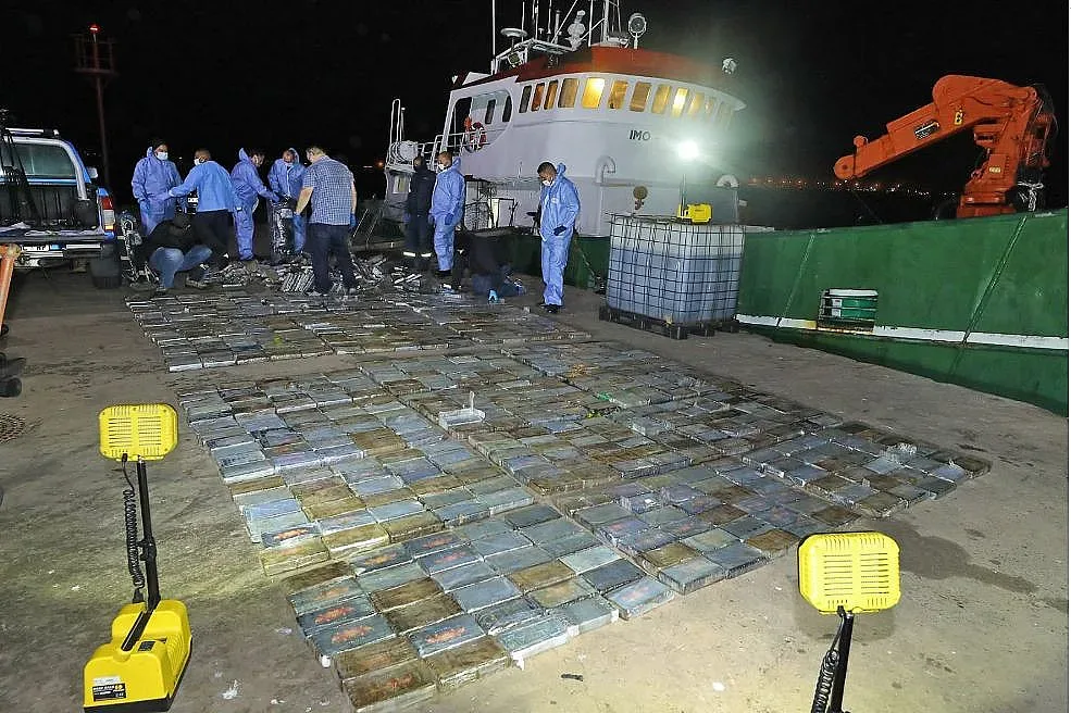 Четирима наши моряци с кокаин за милиони /СНИМКИ/