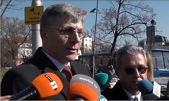 Карадайъ: Обединителен патриотизъм,не национализъм