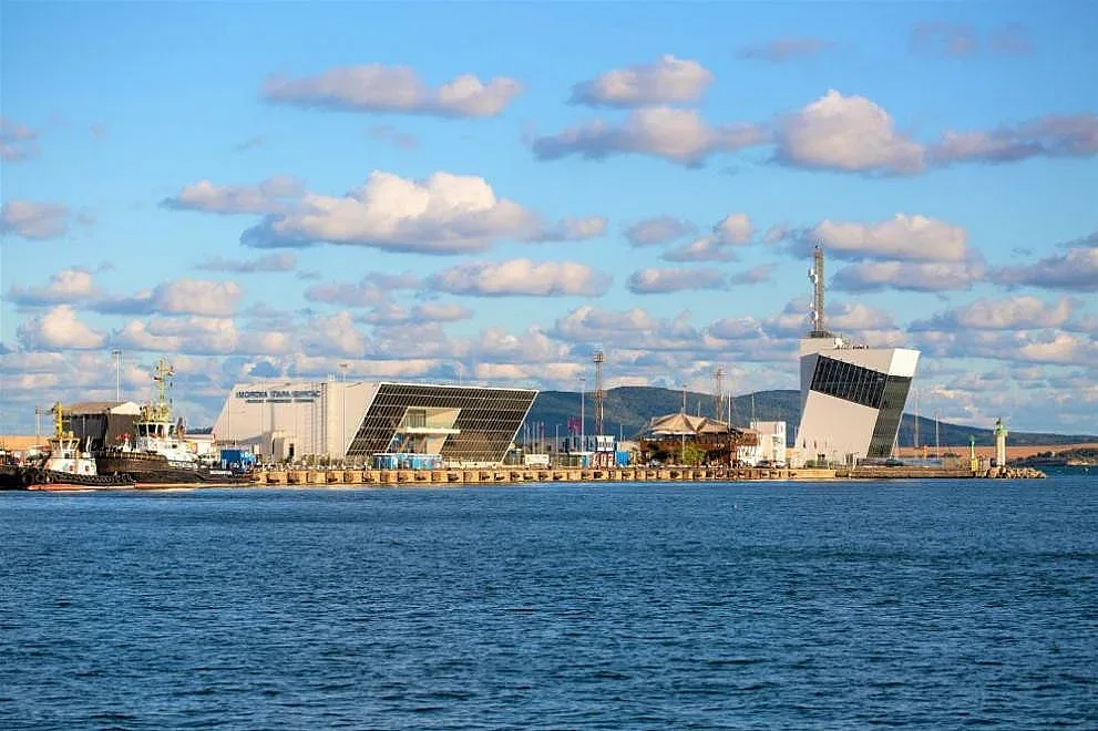 20 лодки в надпревара за 3 март