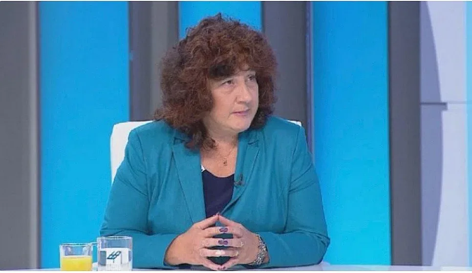 Само 30 000 са с 2 ваксини в България