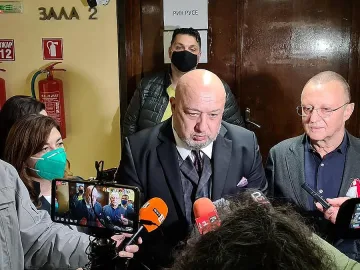 Кралев: Ако има шанс, ще отворим стадионите