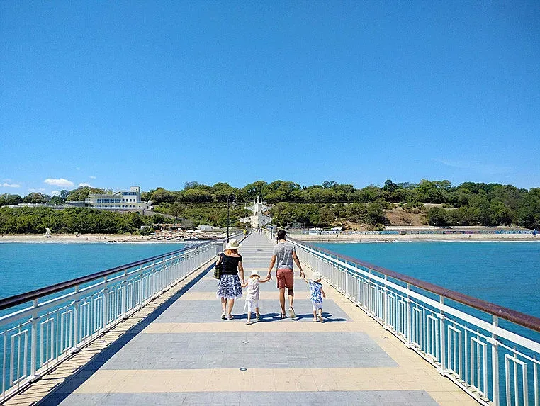 Моста в Бургас светва в бяло, зелено и червено на 3 март