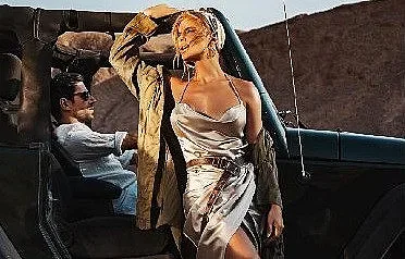 Защо Анелия e самотна