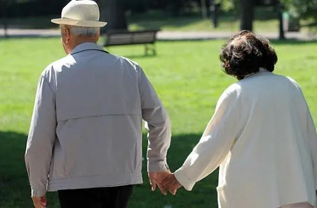 Бонуси за пенсионерите и през април