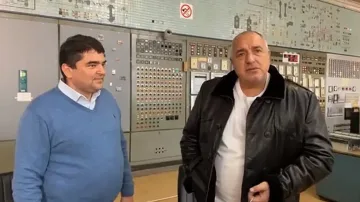 Борисов праща самолет за ваксините