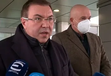 Министър обяви кой къде може да се ваксинира