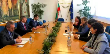 Бизнесът иска властта да е мотор за растеж