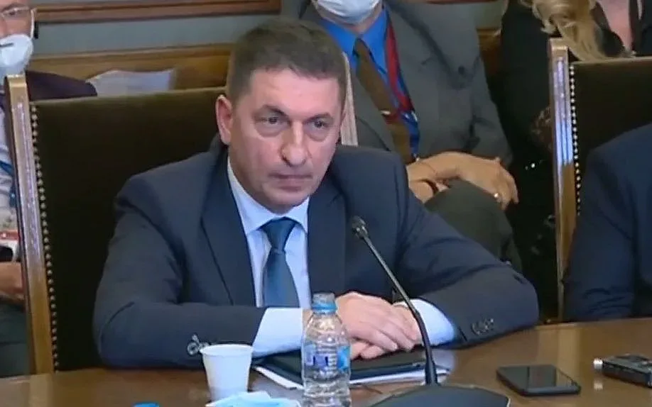 Проверяват полицаи след гуляй в Сандански