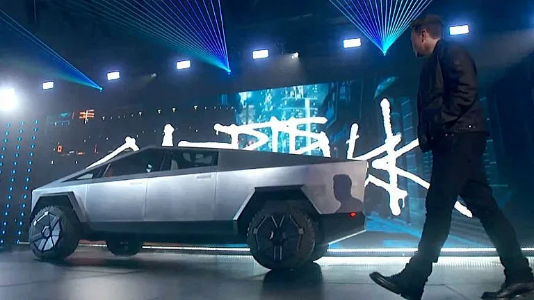 Мъск свали цените на Tesla