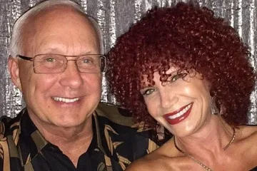 Ето какво прави Сия от "Тоника" в САЩ