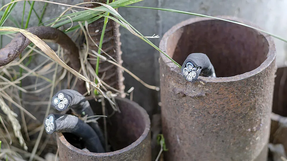 Разкриха защо ток уби момче на улицата