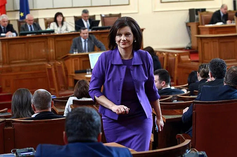 Скандал в парламента заради надзора на  касата