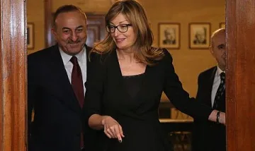 Захариева разговаря с турски министър