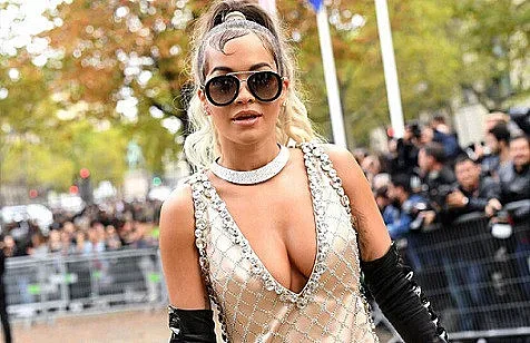 Рита Ора осъди Варна