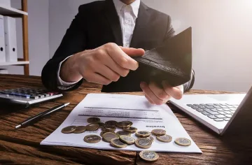 Не се хващайте: Как ни подвеждат събирачи на дългове